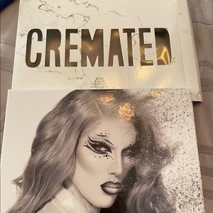 Jeffree Star Cremated Palette